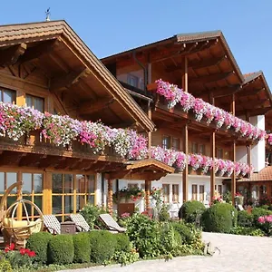Hotel Mariandl - Singender Wirt, Haibach (Lower Bavaria)